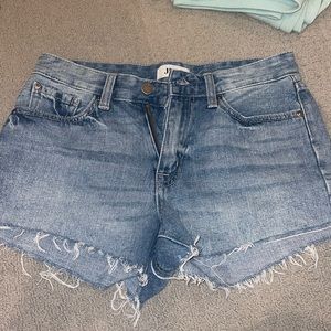 Super cute blue jean shorts!